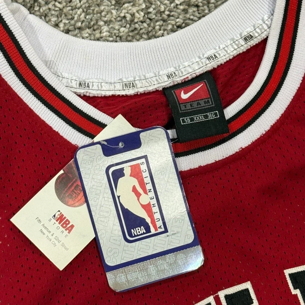 Nike 21x33 fits